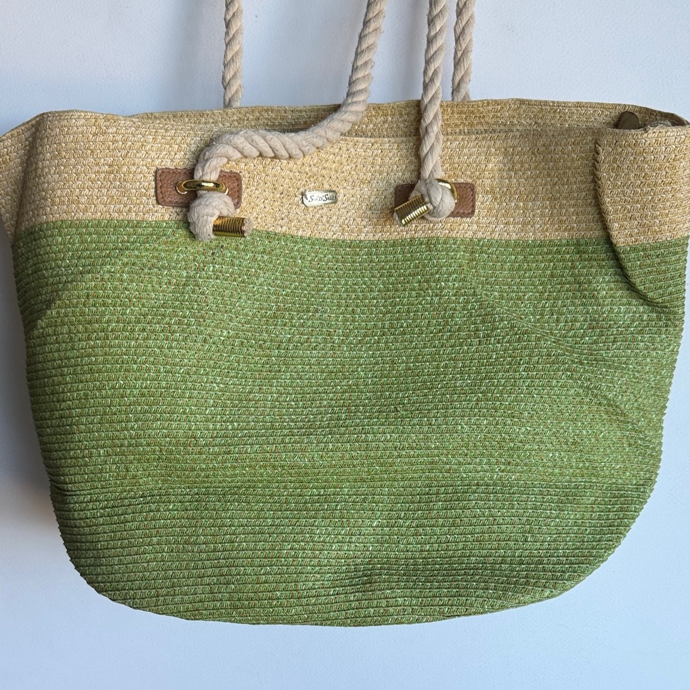 Elegant Green and Tan Tote Bag